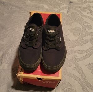 Size 2 boys (Vans)